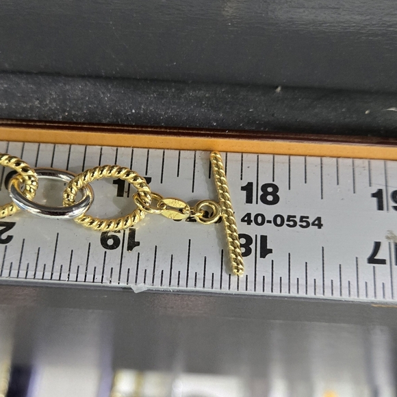 Veronese 18k/ Silver 2-tone Necklace - Picture 4 of 4